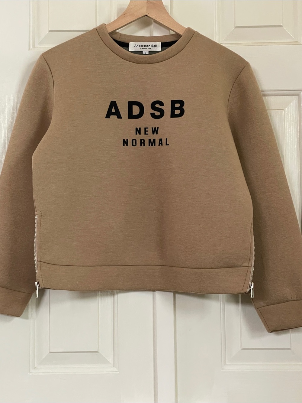 Andersson Bell ADSB 'New Normal' Neoprene Cropped Elbow Patch, Size Small
